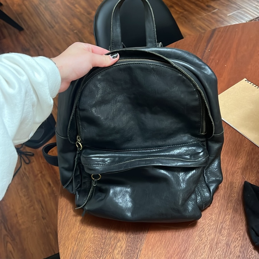 Madewell The Lorimer Backpack - Picture 3 of 7